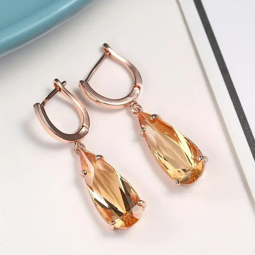 9ct gold morganite - ⭐,