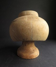 AN ORIGINAL 1950s/1960s WOODEN