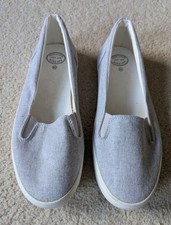 FatFace plimsolls/pumps, size UK 6, light grey, slip on shoes. New, never worn.