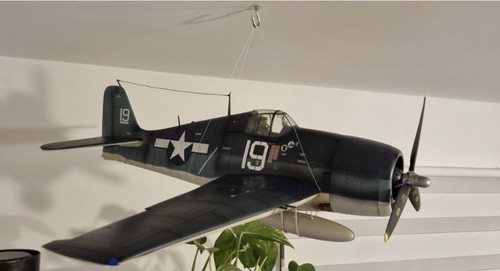 Large scale grumman f 6f - 1/18,