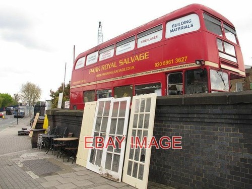 Photo dead routemaster at - ,