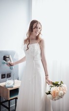 Amanda Wyatt Women’s White