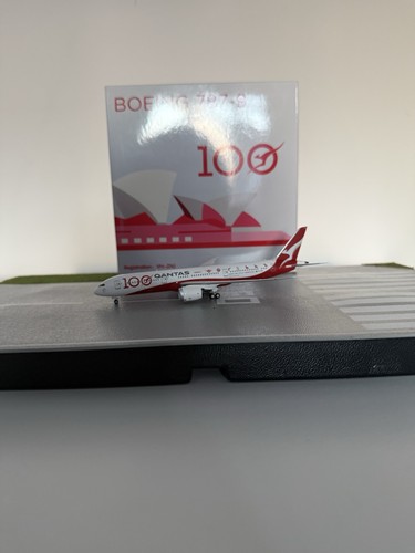 Qantas boeing 787 100 years - boeing,
