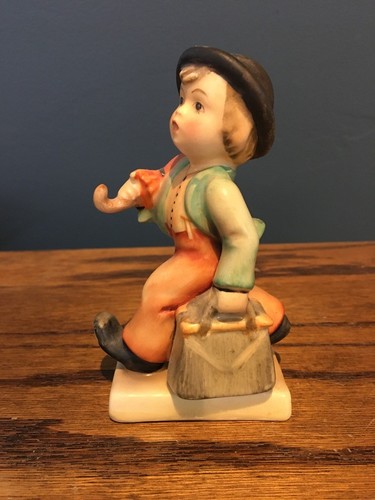 Goebel hummel merry wanderer - -,