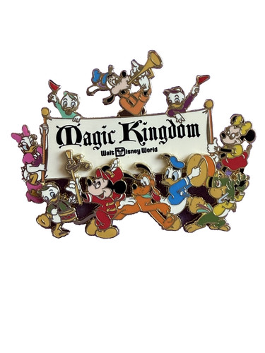 Disney authentic pin - authentic,