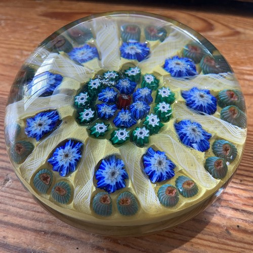 Vintage strathearn paperweight - vintage,
