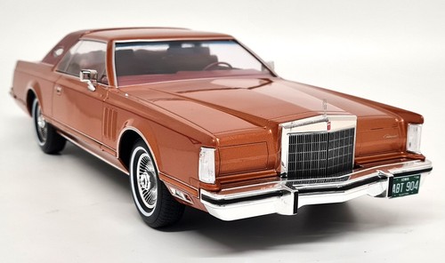 Mcg lincoln continental - 1/18,