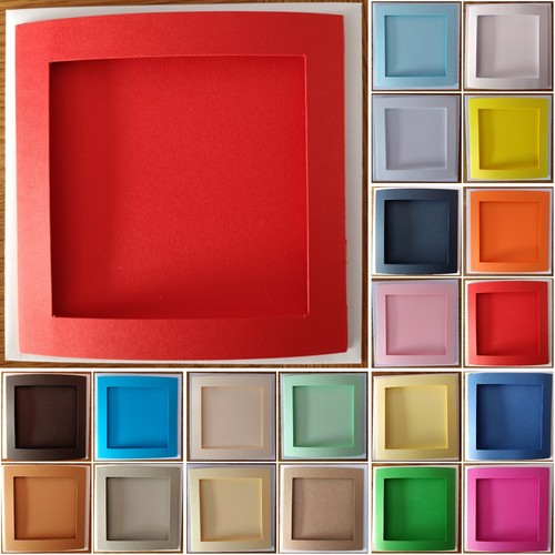 Square aperture tri fold card - square,