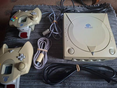 Sega dreamcast console - console, working