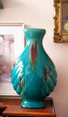 The pier pottery - pottery, large