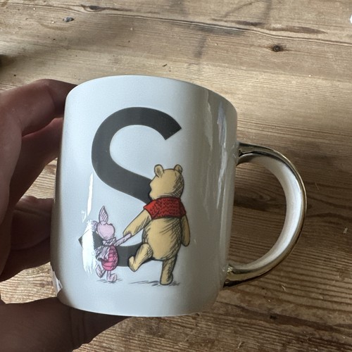 Winnie the pooh and piglet - pooh,