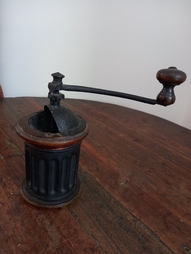Vintage manual metal and wood - metal,