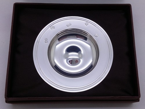 Elizabeth 2008 cased - elizabeth,