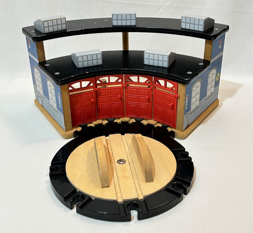 Wooden engine shed - engine,