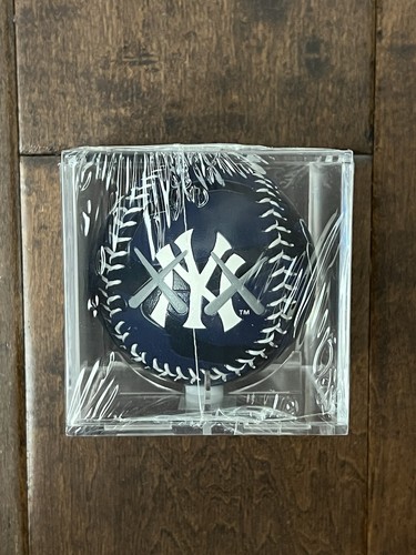 Kaws new york yankees - new,
