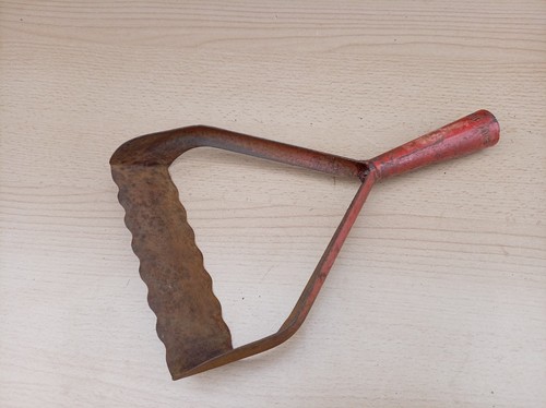 Vintage wolf hoe - head, iron