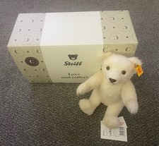 Steiff Always In My Heart Collectable Teddy Bear 664601. 