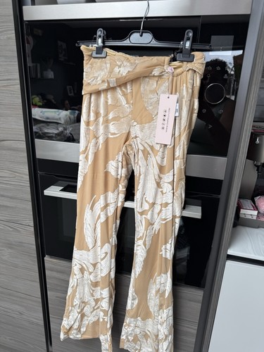 Polly flare velvet - flare, feel