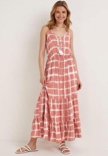 Bnwt coral tie - coral, dye