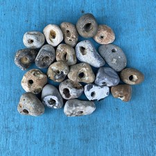 Twenty natural hag - hag, stones