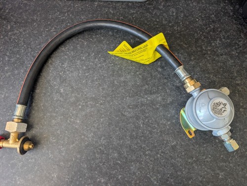 Gas bulkhead regulator - gas,
