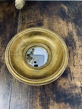 CLASSIC ANTIQUE DESIGN ROUND