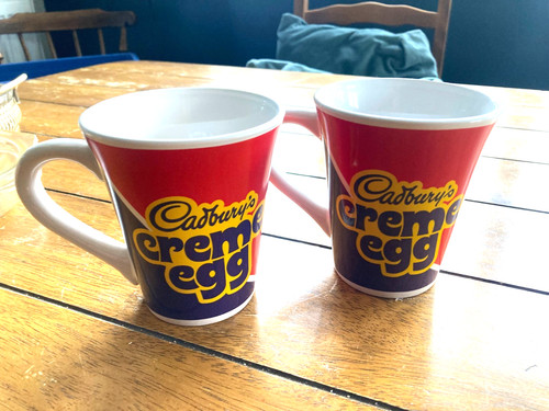 Cadburys creme egg - mugs, x