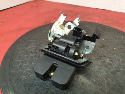 Audi boot tailgate lock - a3,