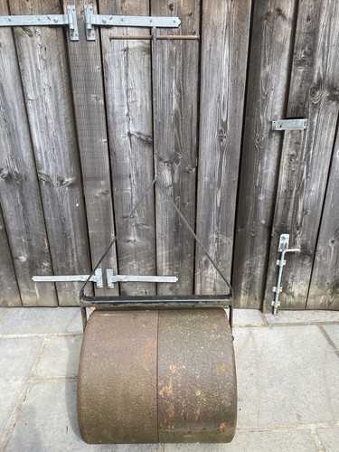 Cast iron split - drum, grass