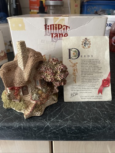 Lilliput lane beehive - -,