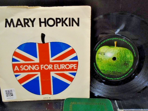 Mary hopkin knock - mary,