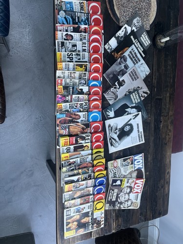 Magazine multiple issue - q,
