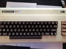 Commodore Vic 20 + Extras