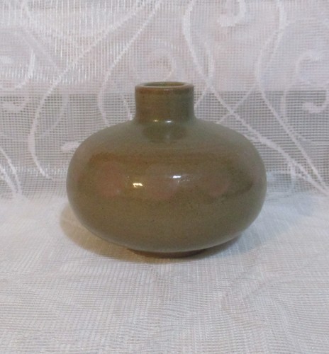 Small vintage jersey pottery - small,