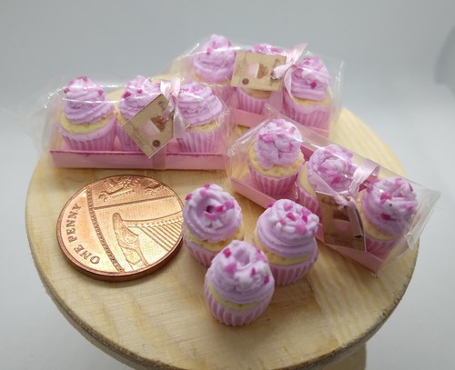 Dolls house miniature pink - 3,