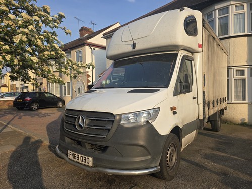 Mercedes sprinter van - mercedes,