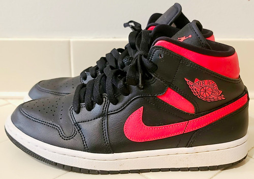 Air jordan mid black - 1,