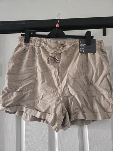 Ladies cargo style shorts size - cargo,