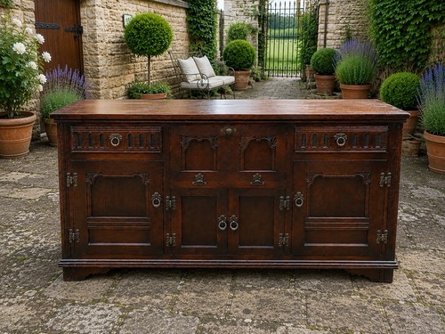 Antique reproduction oak wood - reproduction,