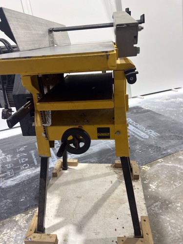 Dewalt planer thicknesser 240v - planer,