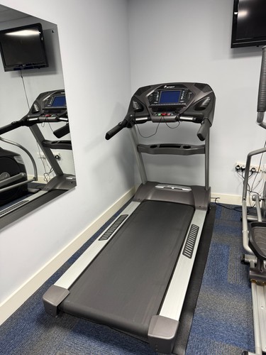 Spirit fitness xt685 treadmill - spirit,