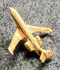 LEARJET GOLD TONE TIE PIN BADGE