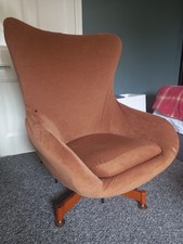 Greaves & Thomas Vintage mid Century Swivel Chair Original Covering 1960s
