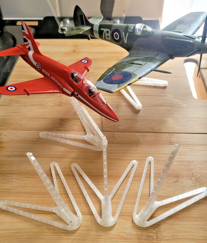 Model aircraft display - x,