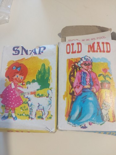 Vintage snap old maid card - &,