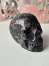 Garnet Skull Carving 193g 45mm