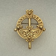 Vintage Gold tone Celtic