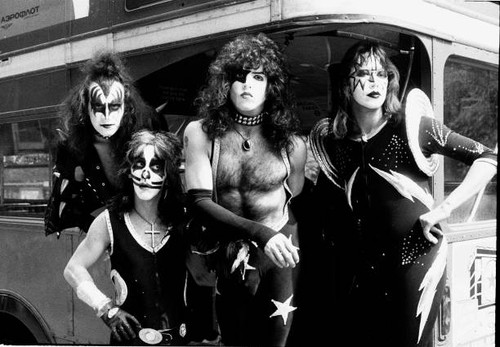 Kiss group portrait double - portrait,