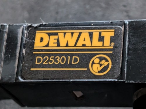 Dewalt d25301d dust - dewalt,