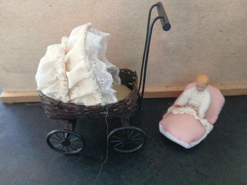 Dolls house victorian - , style